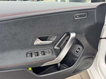 Mercedes CLA 250 AMG LINE — photo 8