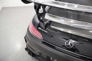 Mercedes AMG GT — photo 13