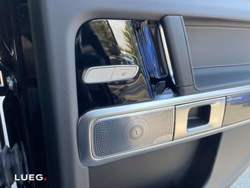 Mercedes Classe G 500 Night Edition — photo 21