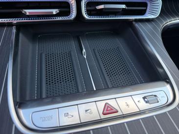 Mercedes GLC 400 AMG Line — photo 17