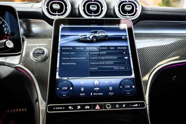 Mercedes GLC 400 AMG Line — photo 32