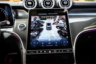 Mercedes GLC 400 AMG Line — photo 40