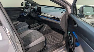 Volkswagen ID.4 — photo 13