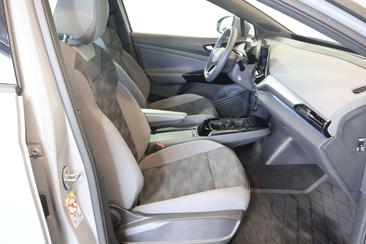 Volkswagen ID.4 Pro Performance — photo 11