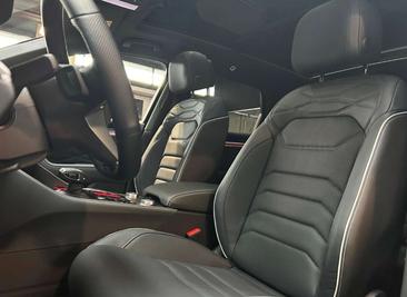 Volkswagen Touareg TDI R-Line Final Edition — photo 9