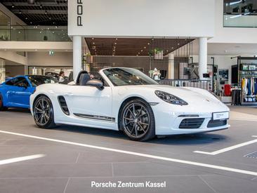 Porsche 718 type 982 Boxster T — photo 10