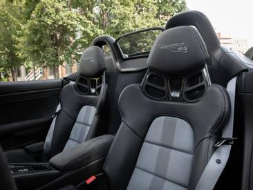 Porsche 718 type 982 Spyder RS — photo 18