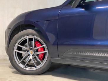 Porsche Macan S — photo 6