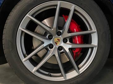 Porsche Macan S — photo 8