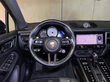 Porsche Macan S — photo 14
