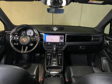 Porsche Macan S — photo 15