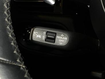 Porsche Macan S — photo 20