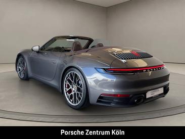Porsche 992 I Carrera 4S Cabriolet — photo 3