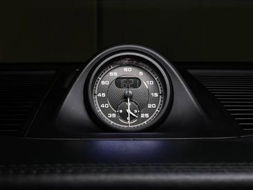 Porsche Macan S — photo 30