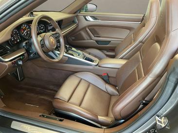 Porsche 992 I Carrera 4S Cabriolet — photo 13