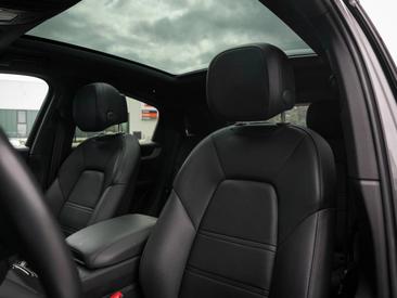 Porsche Cayenne III Coupé — photo 17