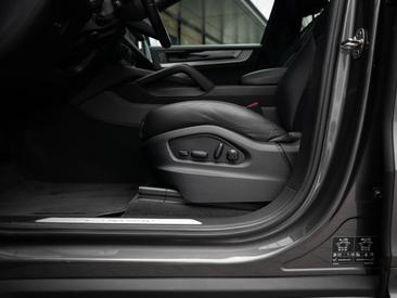 Porsche Cayenne III Coupé — photo 20