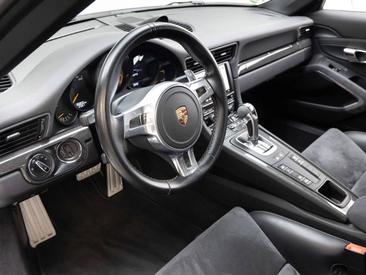 Porsche 991 I GT3 — photo 12