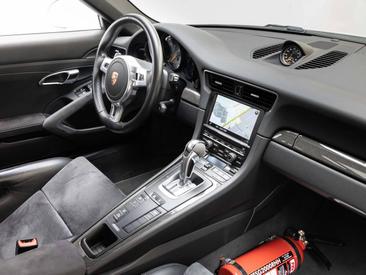 Porsche 991 I GT3 — photo 16