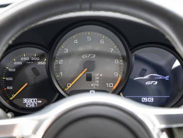 Porsche 991 I GT3 — photo 18