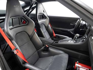 Porsche 991 I GT3 — photo 21