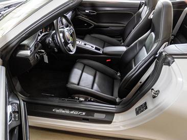 Porsche 991 II Carrera 4 GTS Cabriolet — photo 20