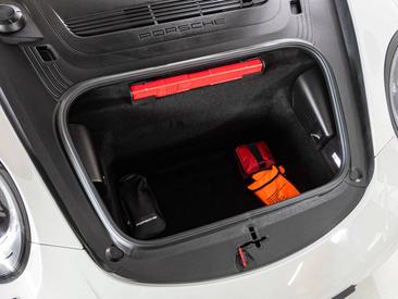 Porsche 991 II Carrera 4 GTS Cabriolet — photo 28