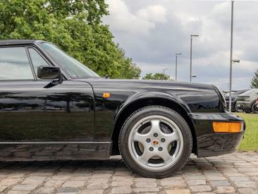 Porsche 964 Carrera 4 Cabriolet — photo 16