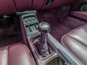 Porsche 964 Carrera 4 Cabriolet — photo 33