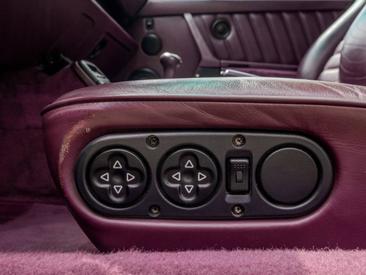 Porsche 964 Carrera 4 Cabriolet — photo 35