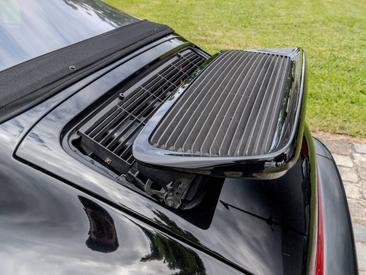 Porsche 964 Carrera 4 Cabriolet — photo 40
