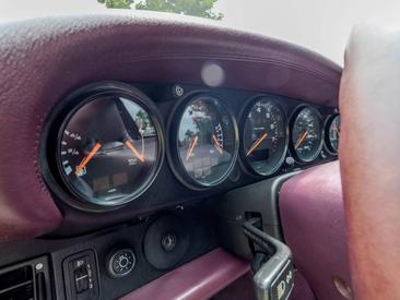Porsche 964 Carrera 4 Cabriolet — photo 44