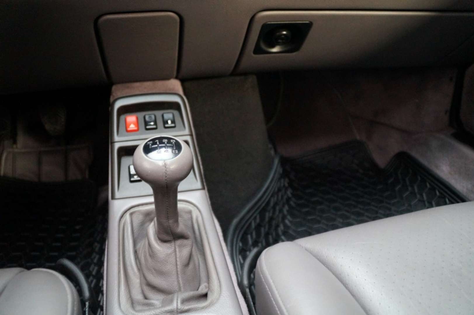 Porsche 993 Carrera 2 - 1995 - Joinsteer - #10