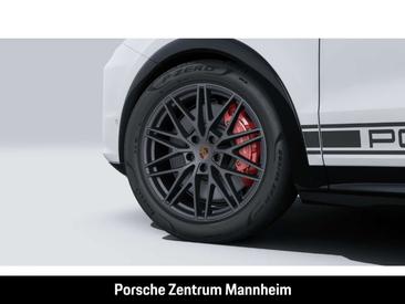 Porsche Cayenne III GTS — photo 10
