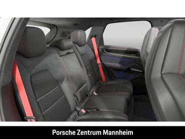 Porsche Cayenne III GTS — photo 13