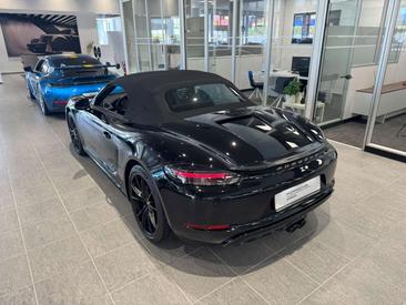 Porsche 718 S — photo 6