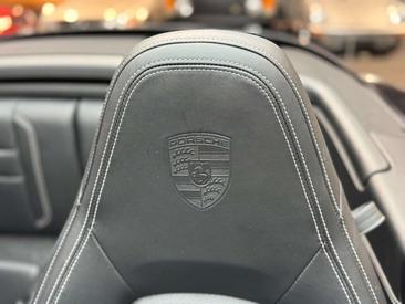 Porsche 992 I Carrera 4S — photo 16