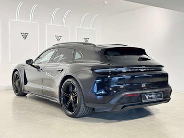 Porsche Taycan Turbo S — photo 5
