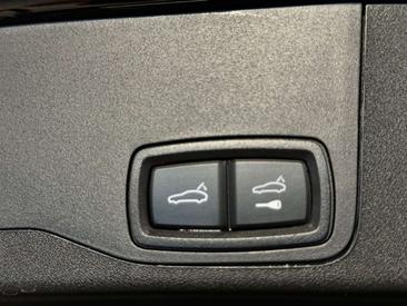 Porsche Taycan Turbo S — photo 14