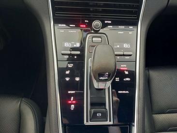Porsche Panamera I — photo 14
