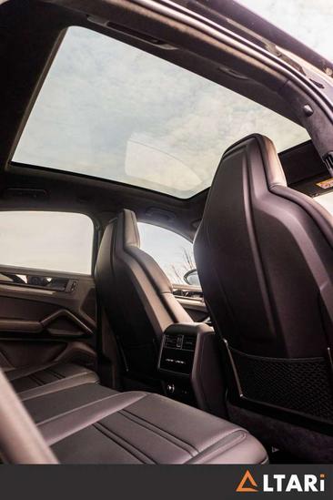 Porsche Cayenne III GTS — photo 21