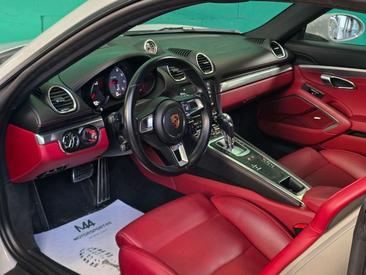 Porsche 718 Cayman III S — photo 11