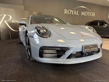 Porsche 992 I Carrera 4S — photo 12