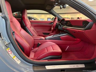 Porsche 992 I Carrera 4S — photo 17