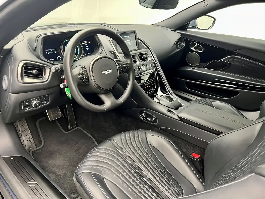 Aston Martin DB11 V8 Coupe 4.0 - 2022 - Joinsteer - #3