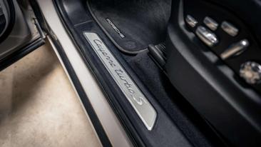 Porsche Cayenne III Turbo S E-Hybrid — photo 9