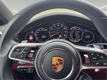 Porsche Cayenne III E-Hybrid Platinum Edition — photo 18