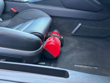 Porsche 992 I Carrera 4S — photo 27