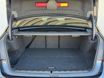 BMW 320 E — photo 8