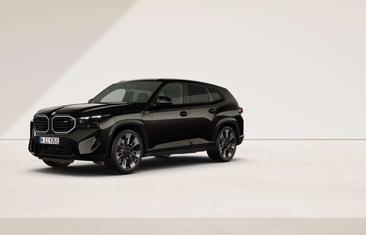 BMW XM 50e — photo 6